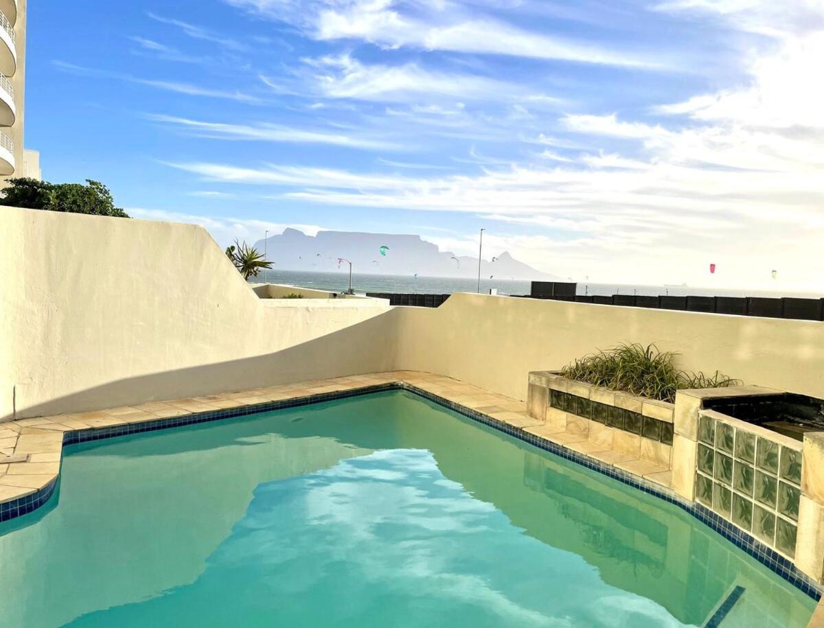 Ugly Duckling Blouberg Apartment Cape Town