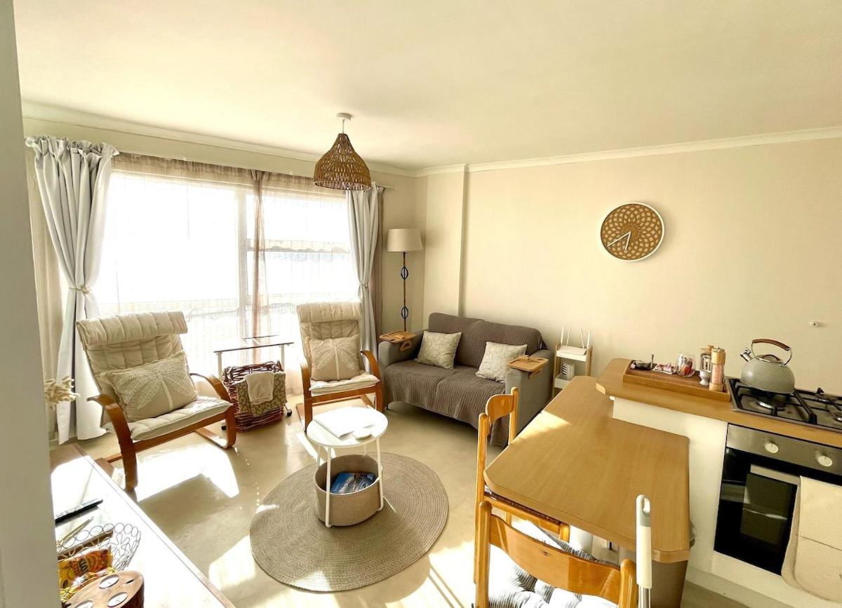 Apartment Ugly Duckling Blouberg *